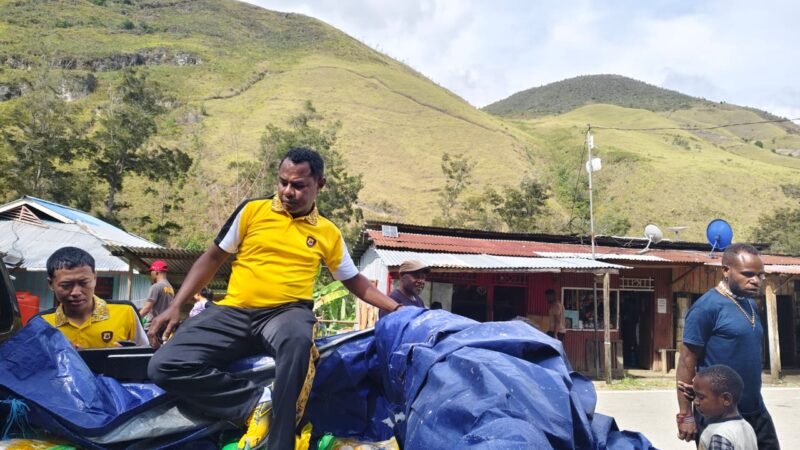 Polres Lanny Jaya Gelar Operasi Gerakan Pangan Murah Tahap II, Salurkan 1.000 Kg Beras di Dua Kampung